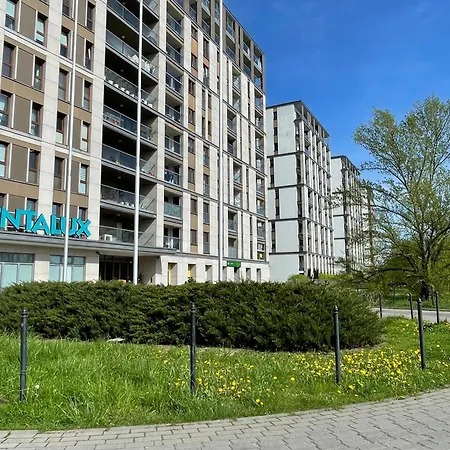 شقة Superior Pulawska, 4 Rooms, 3 Bedrooms, Metro! Recepcion24h! *