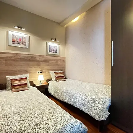 公寓 Superior Pulawska, 4 Rooms, 3 Bedrooms, Metro! Recepcion24h! 华沙