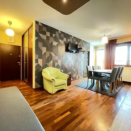 Superior Pulawska, 4 Rooms, 3 Bedrooms, Metro! Recepcion24h!