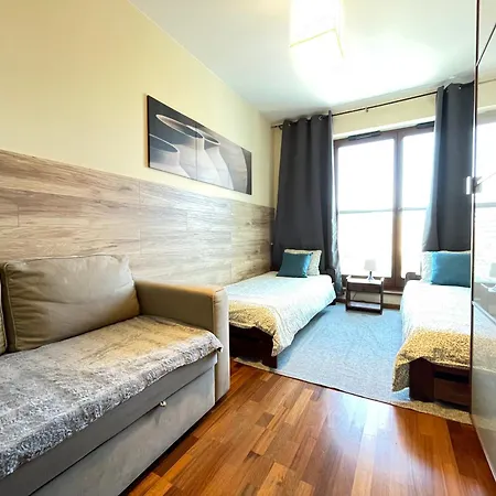 Superior Pulawska, 4 Rooms, 3 Bedrooms, Metro! Recepcion24h! شقة *